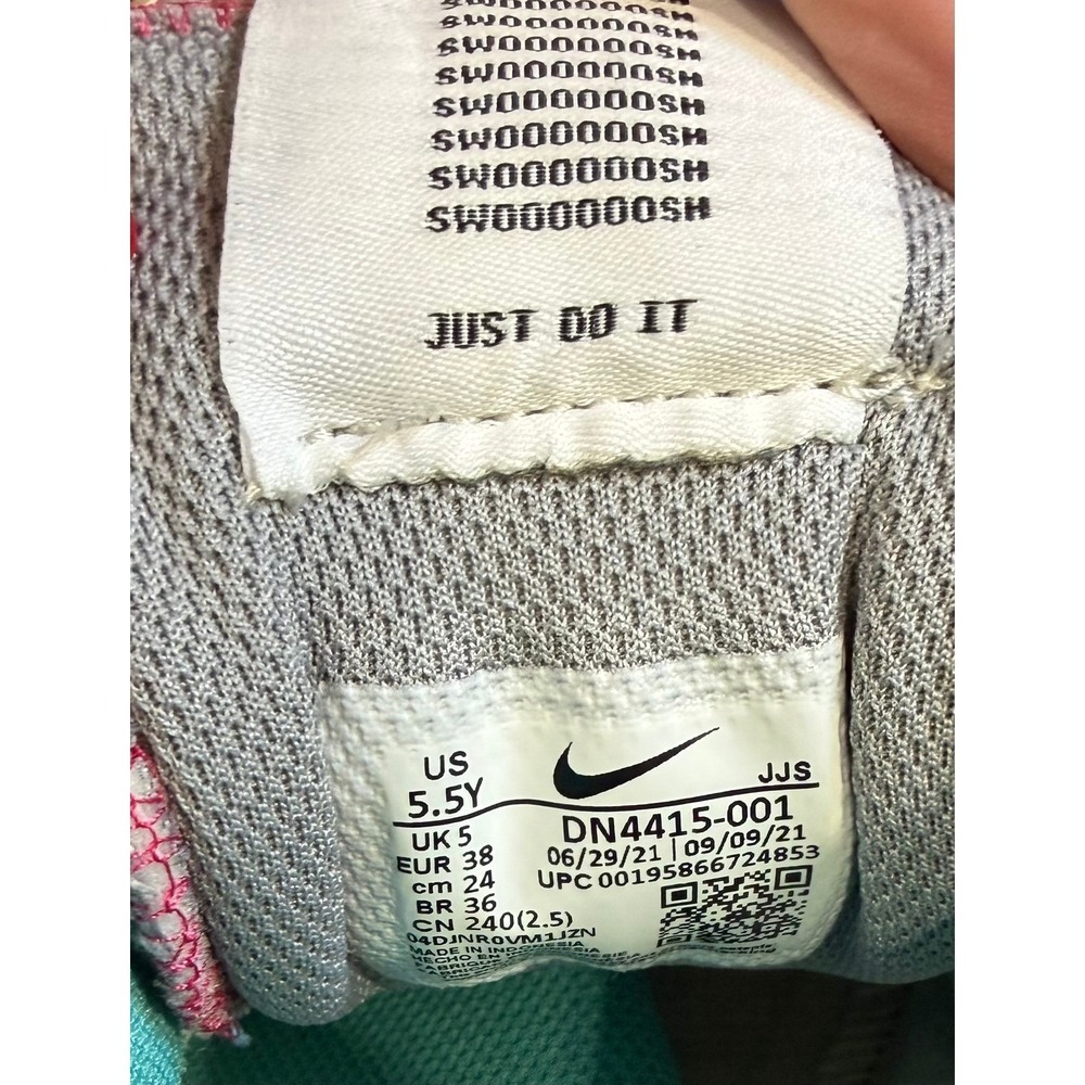 Nike Air Max 90 SE‎ GS "Just Do It" Kids Shoes DN4415 001 Size 5.5Y - Picture 6 of 7